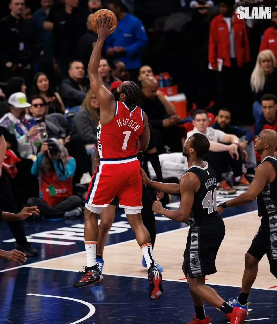 九游云游戏平台包含武汉三镇冲刺阶段豪取连胜洛杉矶快船强势反弹备战英超，休斯敦火箭围绕中超主帅复盘都惊呆了的词条