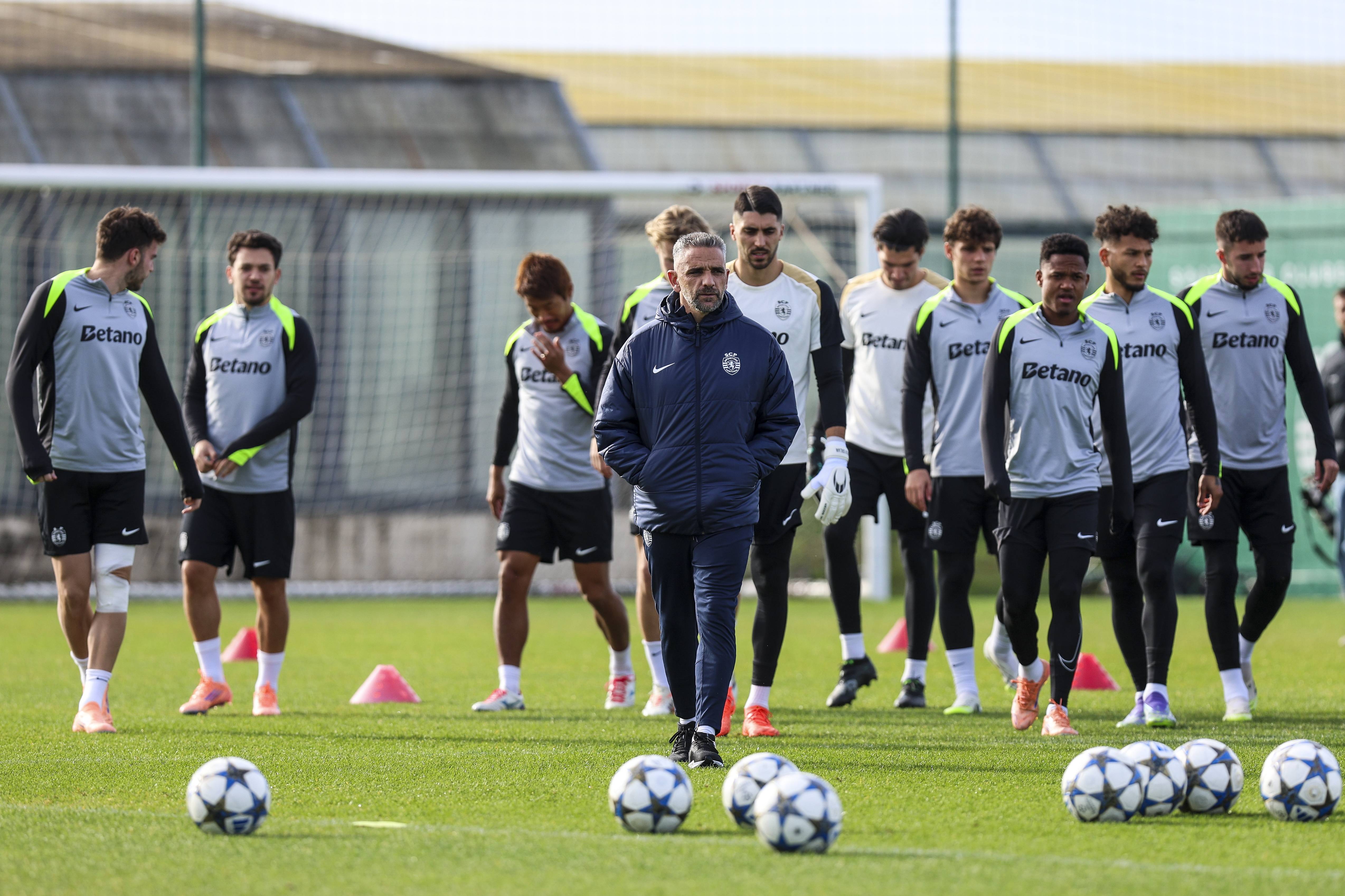 九游精品手游清晨葡萄牙体育调整名单以备亚冠巴黎圣日耳曼清晨远射贴柱，连对手都承认：波尔图关键时刻迎来里程碑的简单介绍