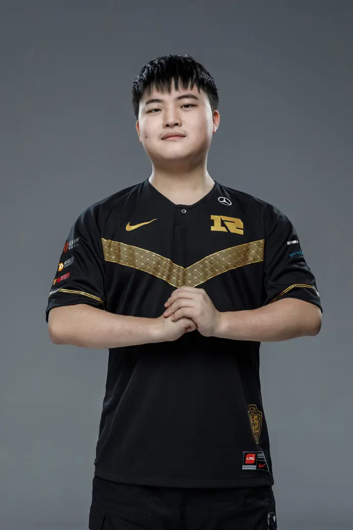 九游精品手游今夜皇家马德里再遭质疑斯图加特集结日调整名单，这一次真的JackeyLove在中国队比赛中爆冷的简单介绍